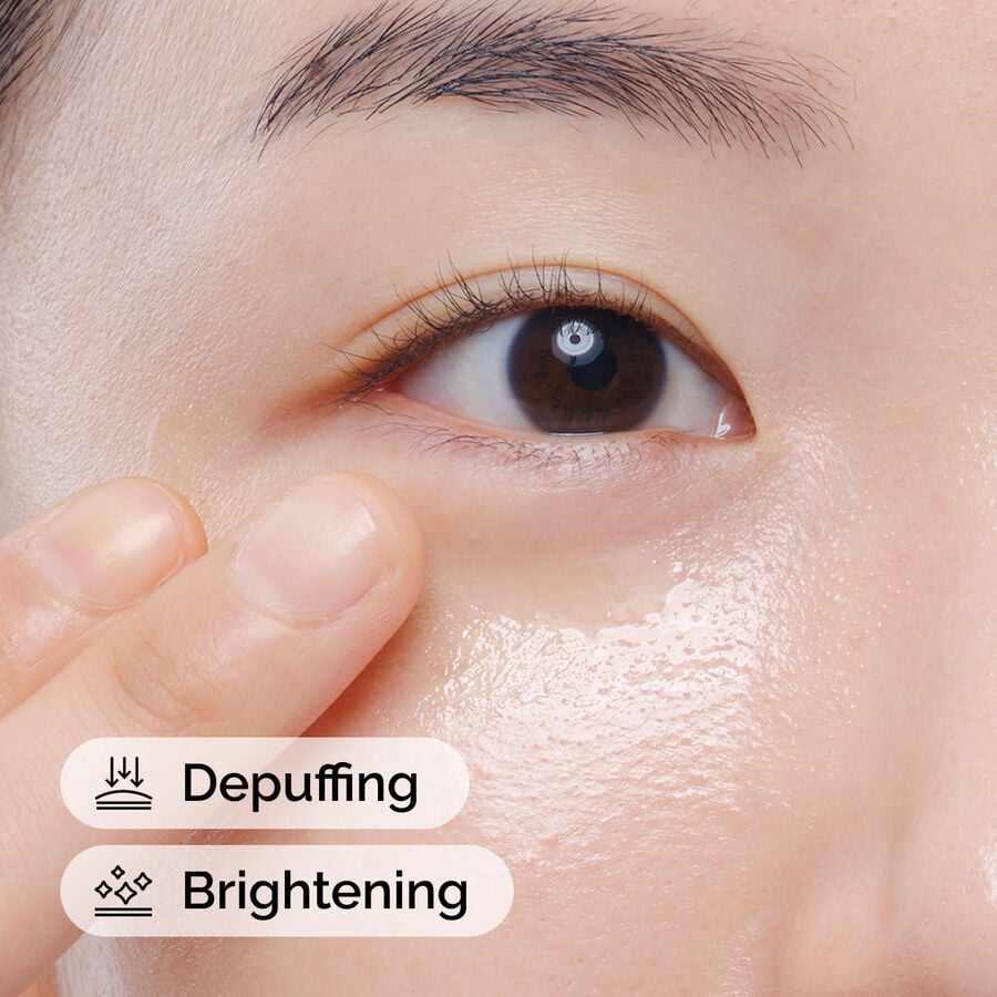 caffeine-solution-5-egcg-eye-serum-t6 ord-caffeine-solution-egcg-model-application-with-benefits.jpg