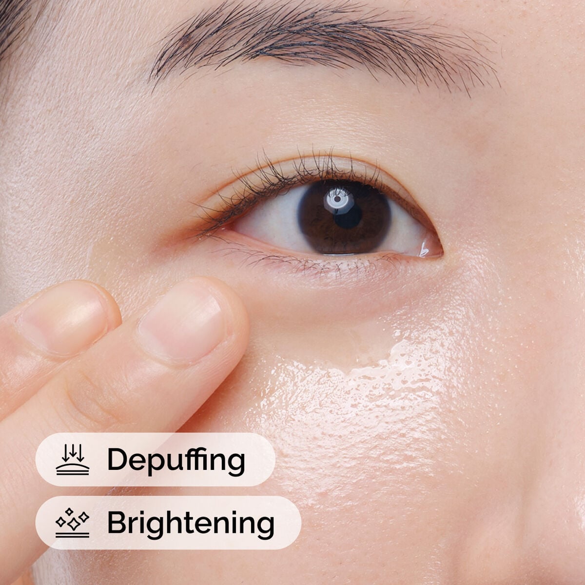 caffeine-solution-5-egcg-eye-serum-j7 ord-caffeine-solution-egcg-model-application-with-benefits.jpg