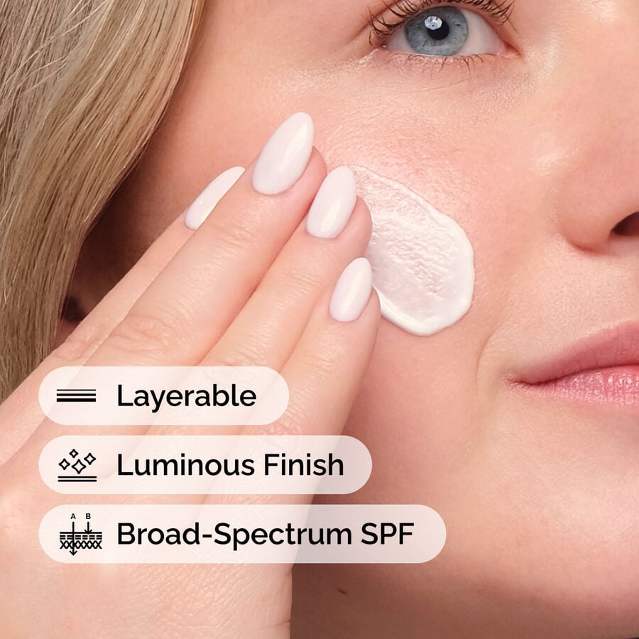 uv-filters-spf-45-serum-h4 uv-filters-spf-45-serum-model-application-with-benefits.jpg